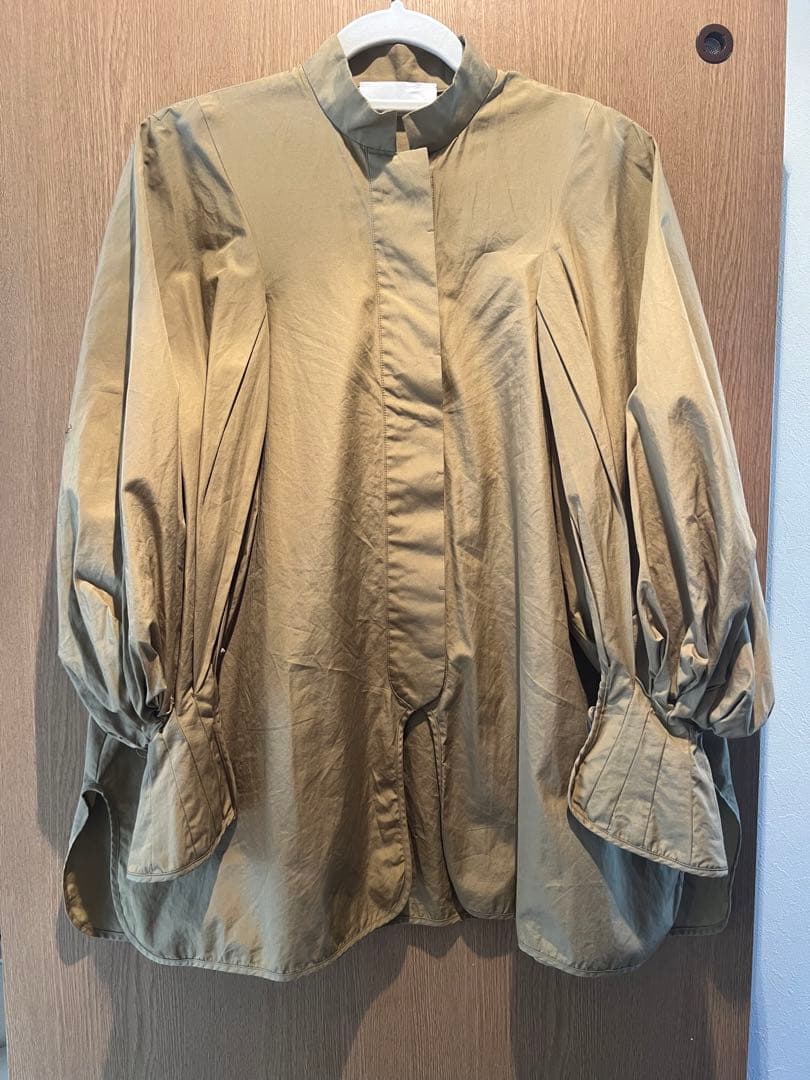 【本日限定】mame kurogmuchi パフスリーブ シャツ