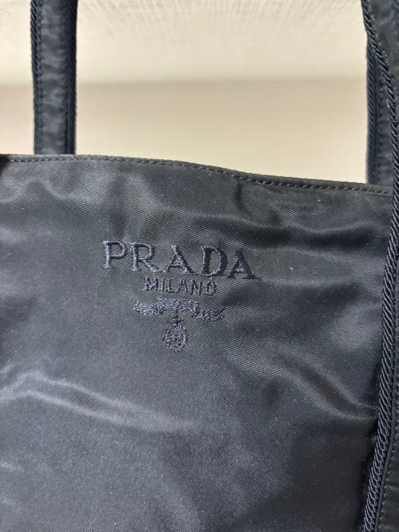 PRADA ブラック ナイロントートバッグ