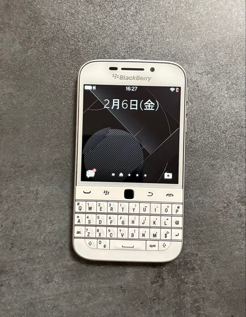 ブラックベリー クラシック BlackBerry Classic Q20 白