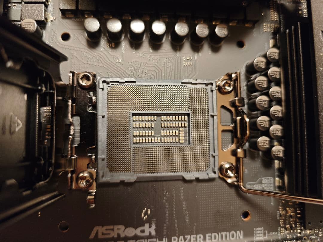 マザーボード Asrock Z690 taichi razer edition