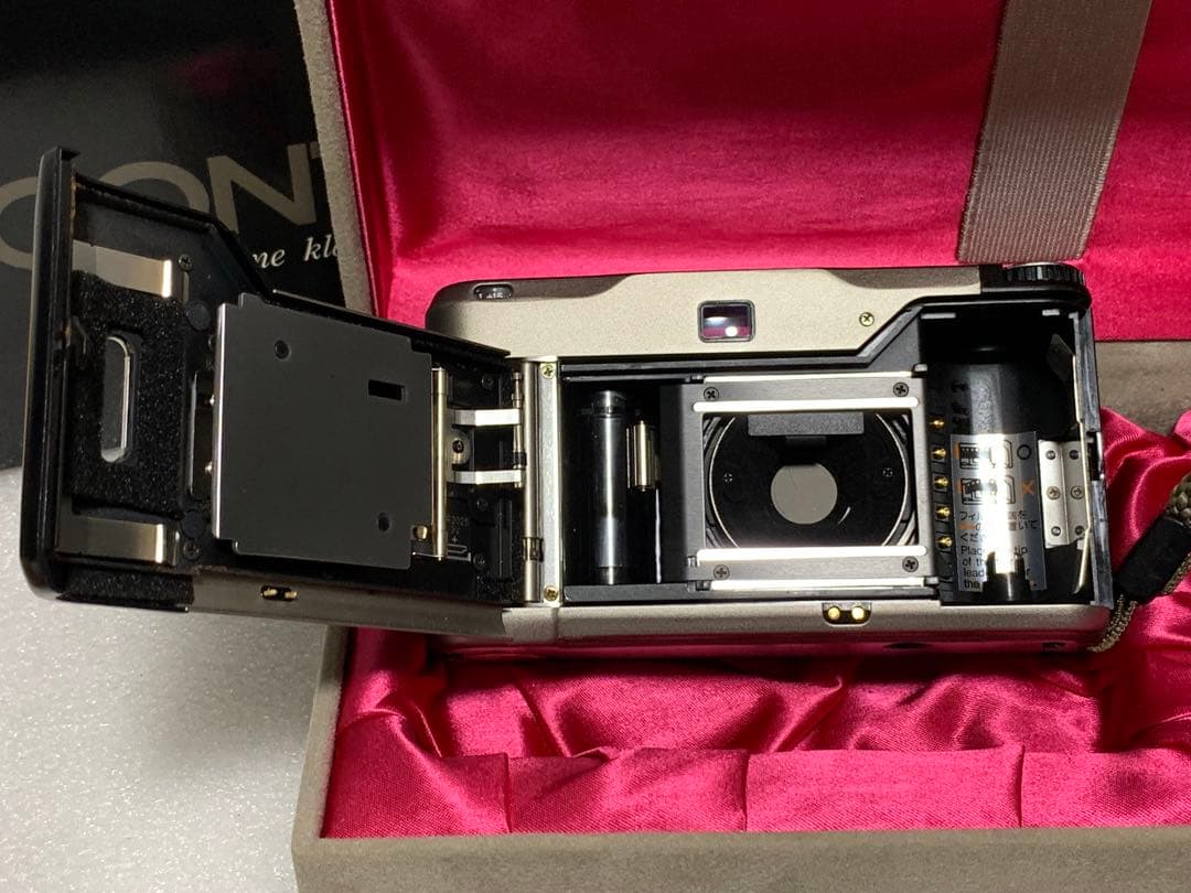 フィルムカメラ CONTAX T2