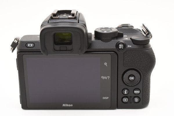 【美品】ニコン Nikon Z50 ボディ《ショット数8491回》ミラーレス一眼