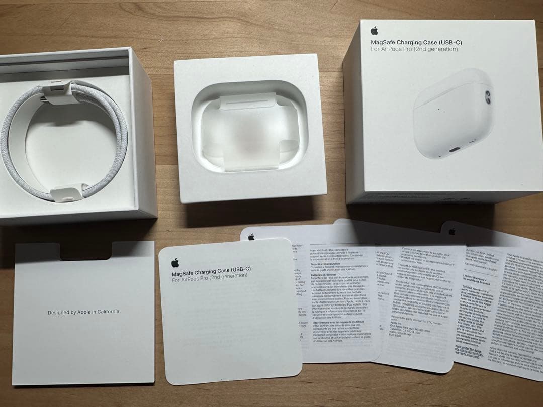 AirPodspro 第2世代　充電ケース 本体と付属品