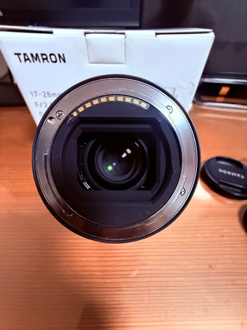 美品TAMRON17-28mm F2.8 Di III RXDソニーEマウント