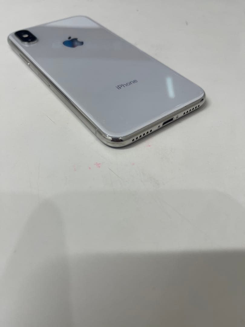 Apple iPhone X 256GB シルバー