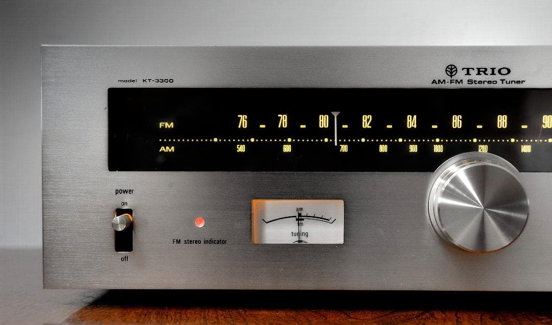 【来る4月計画の福岡分移転の処分価格】TRIO KT-3300 チューナー ♪