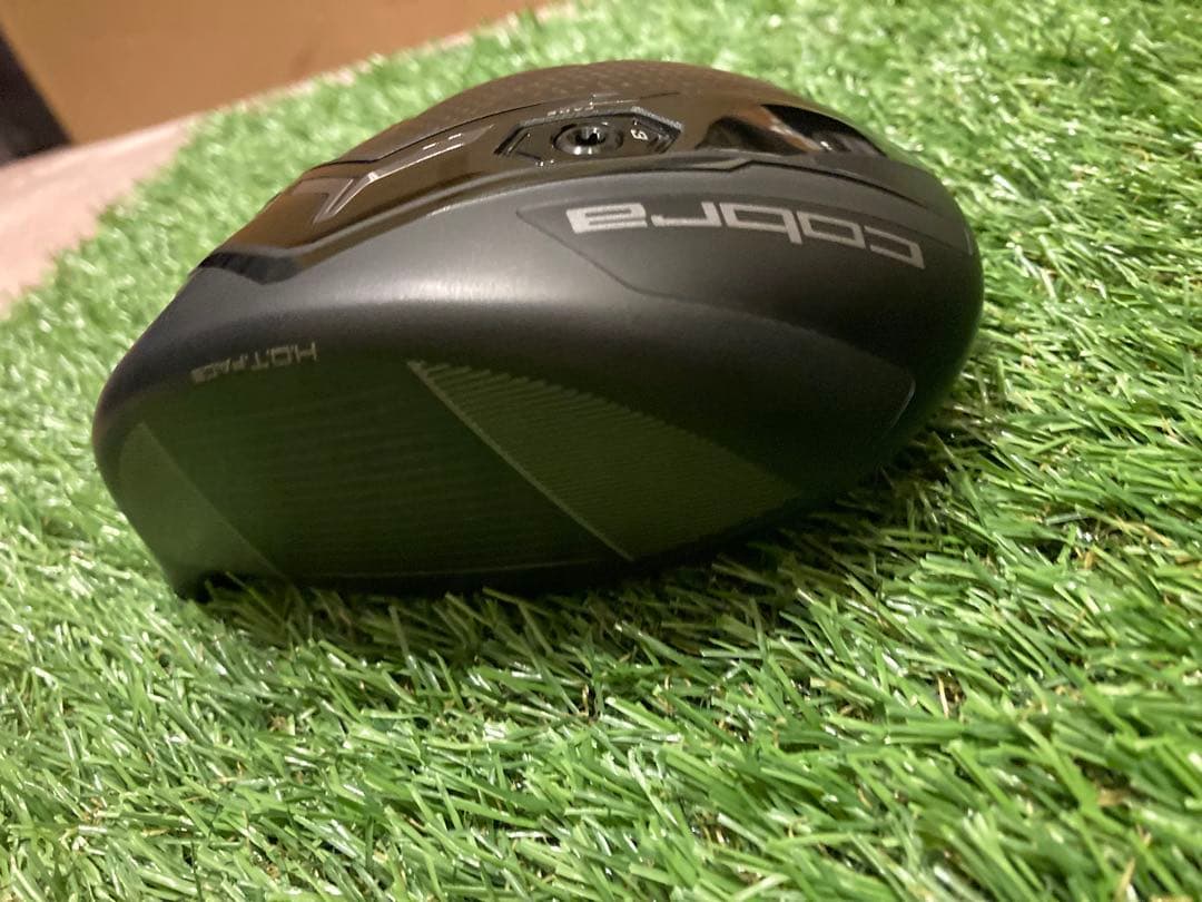 ●かなり美品　激飛び●コブラ DS ADAPT LS ドライバー9度ヘッド単体