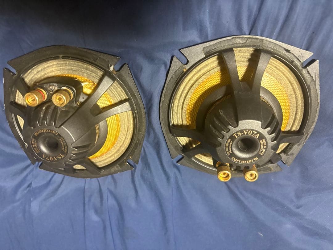カロッツェリアスピーカー　TS-V172 tsv07a