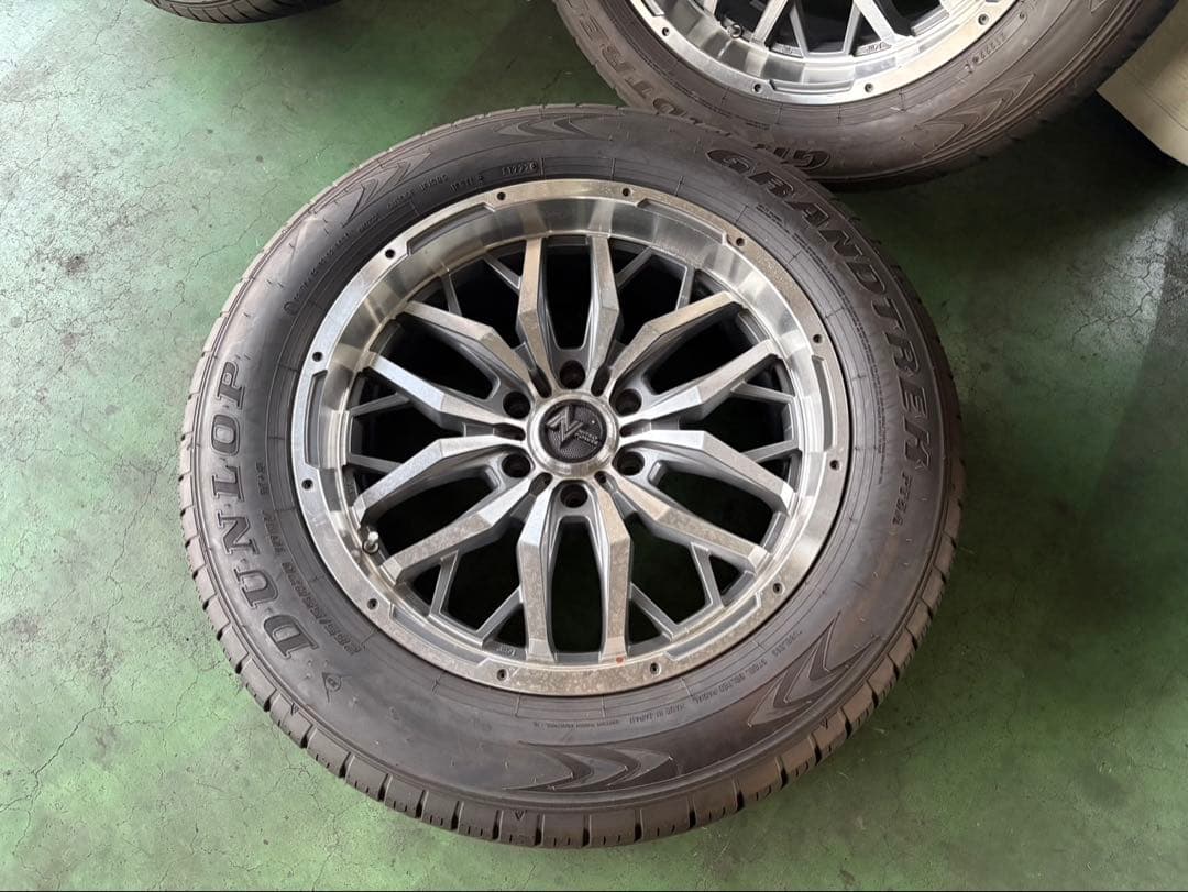 あんな様トヨタ プラド　ナイトロパワー20インチ　ダンロップ 265/55R20