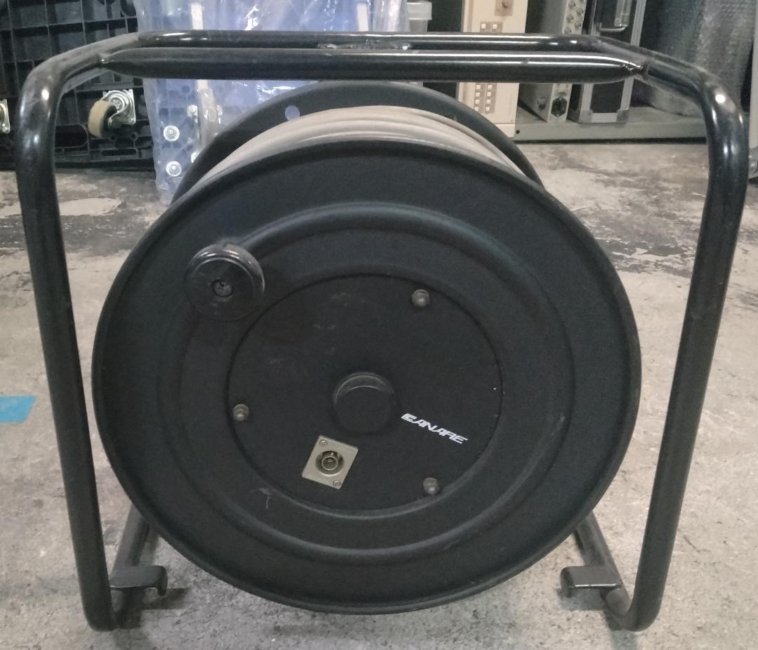 CANARE R-300L型コードリール CANARE 5C2VSケーブル付き