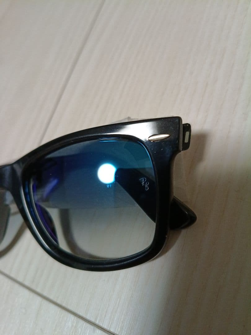 PIKO　Ray-Ban Wayfarer RB 2140-F サングラス