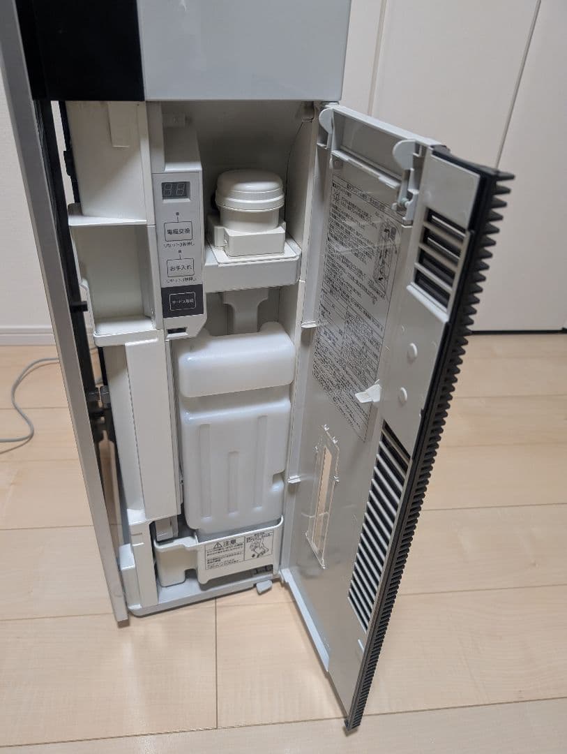 パナソニック 次亜塩素酸除菌脱臭機　ジアイーノ F-MV4100