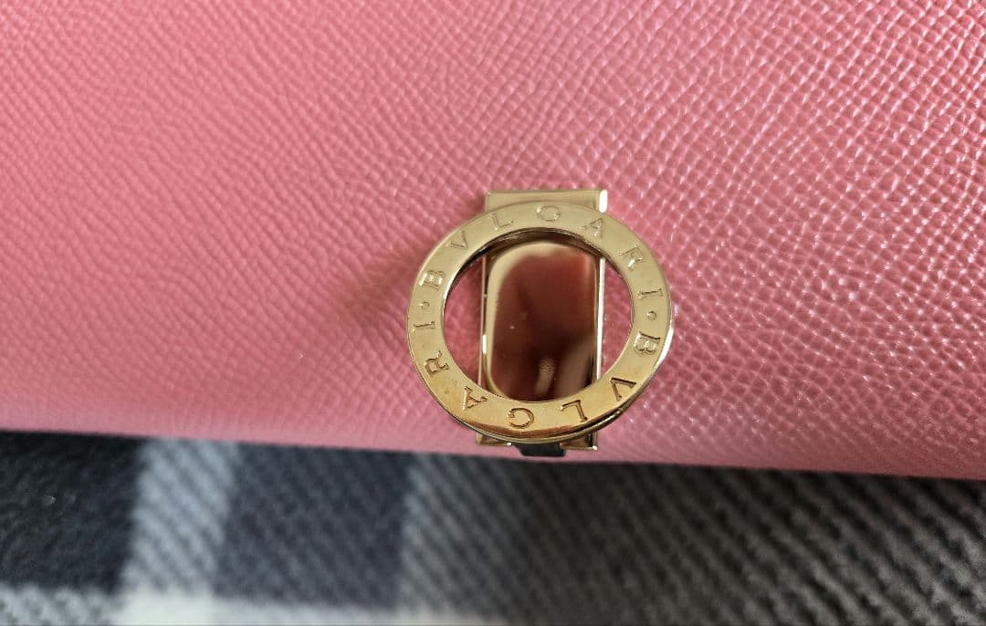 【美品】正規品！BVLGARI ピンク レディース長財布