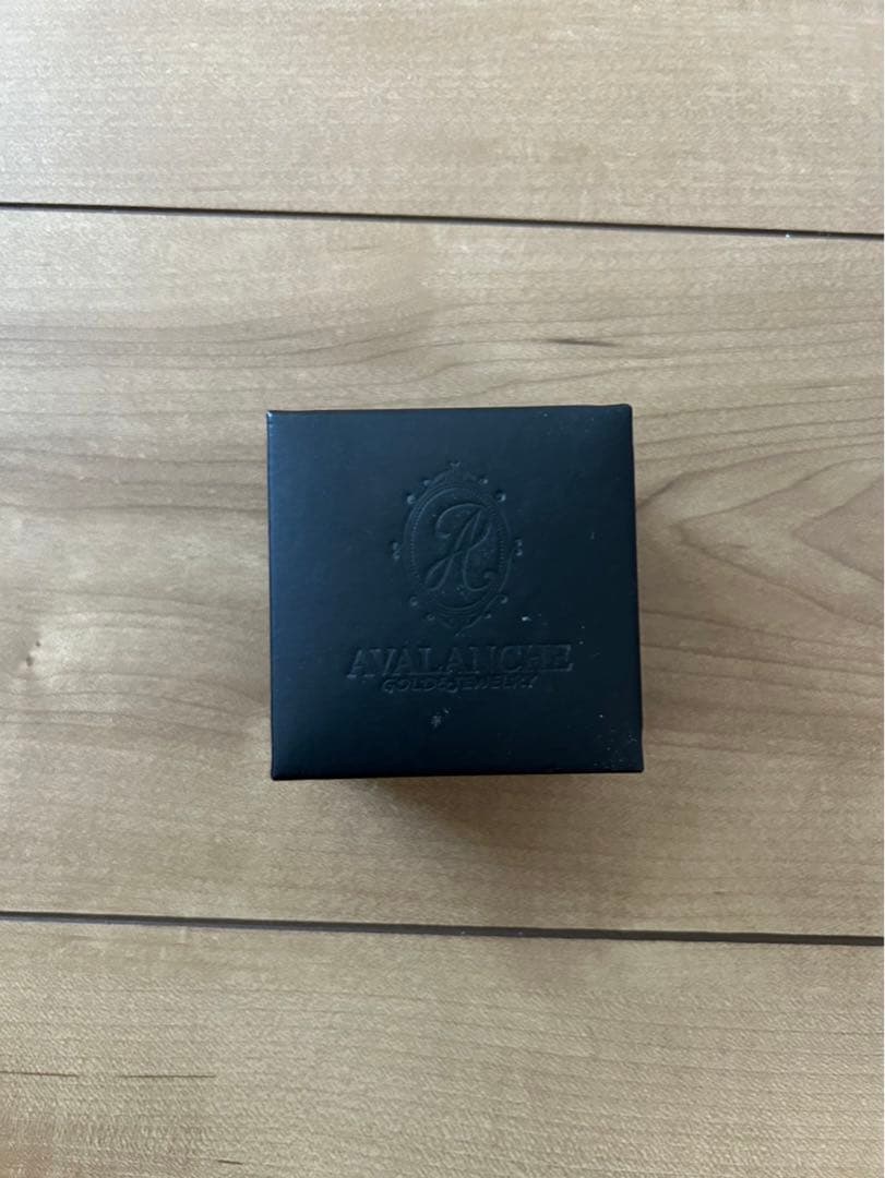 avalanche アバランチ　フェザー　ピアス