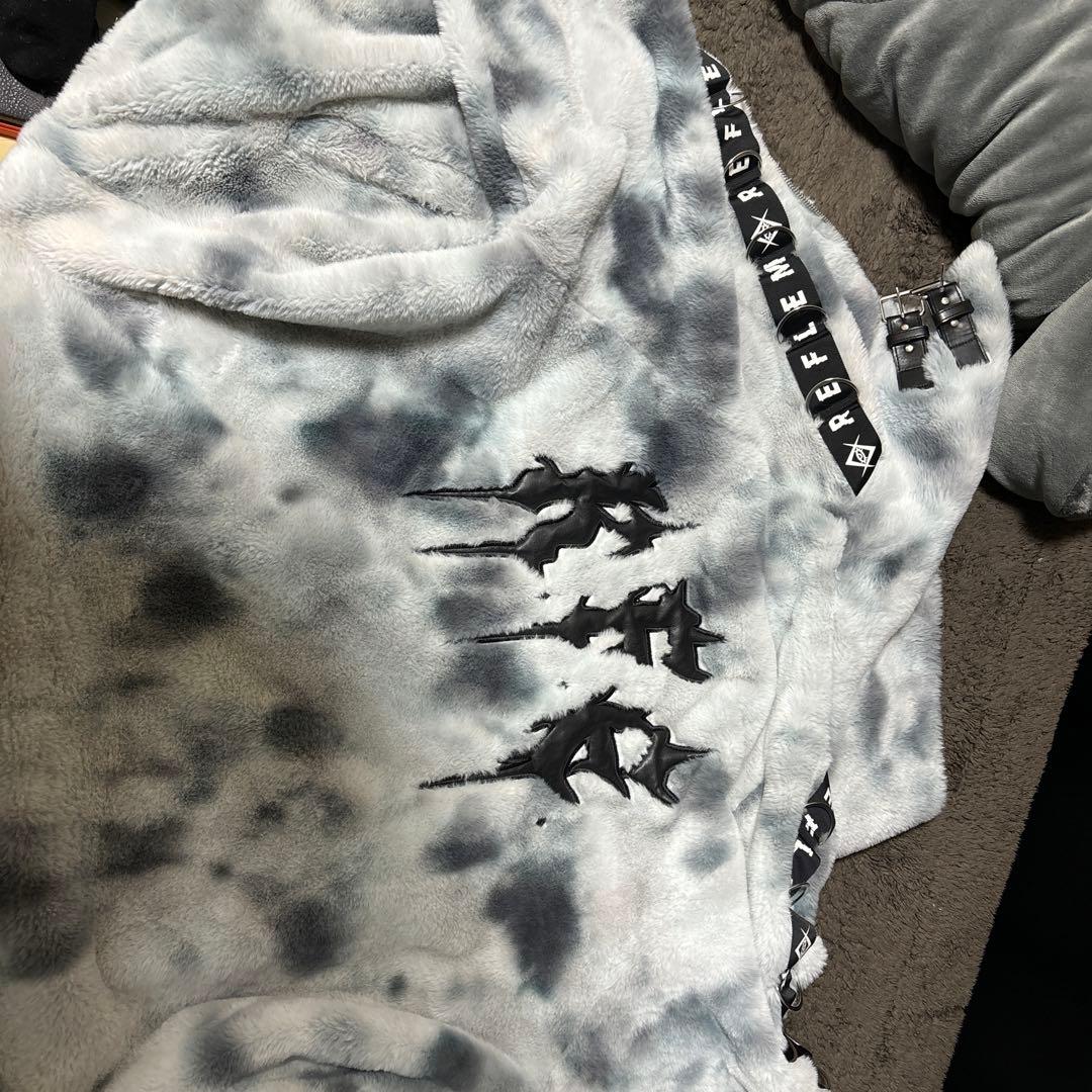 レフレム　パーカー(白)(値下げしました)