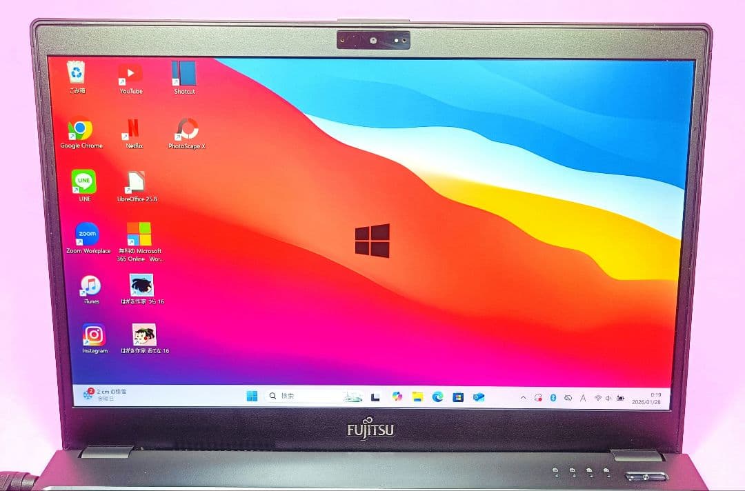 超軽量薄い❣️オフィス✨SSD128✨i5✨カメラ付黒ノートパソコン✨初期設定済