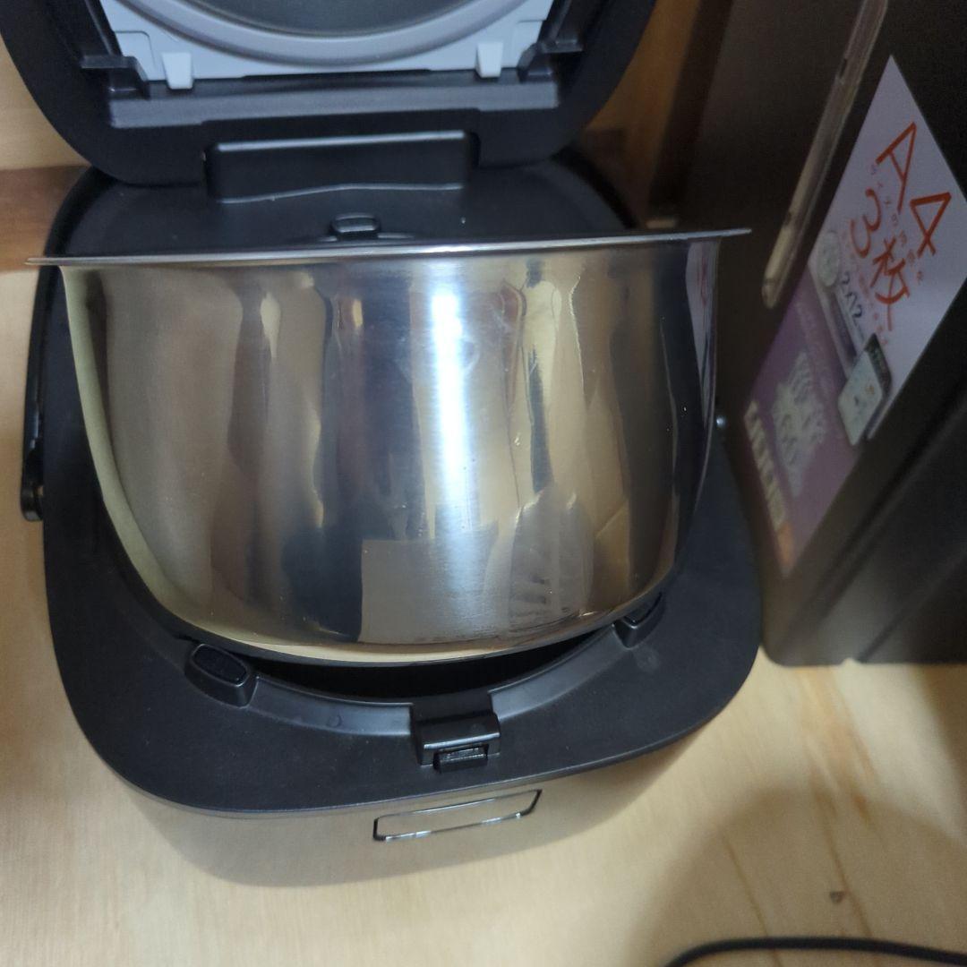 Panasonic　パナソニック SR-FE101 炊飯器 　2023年製　5合