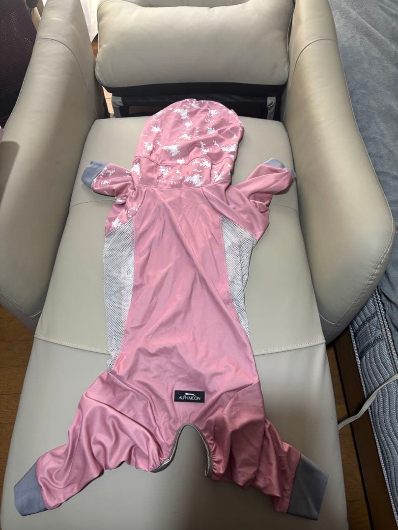 大型犬。ALPHAICONドックガードクール　ピンクXL