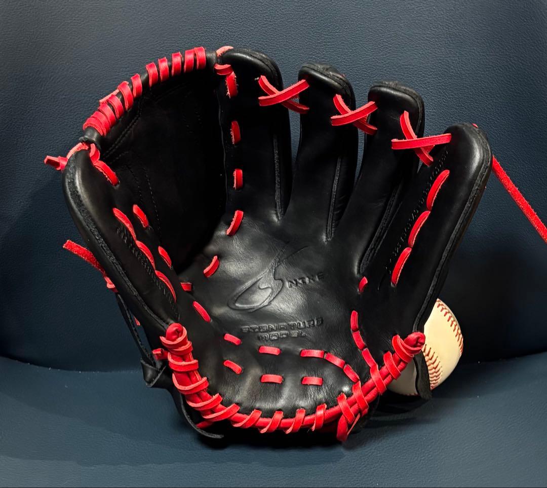 【匿名配送】入手困難ナイキ　軟式オリジナルカスタム　岩隈久志モデル　投手