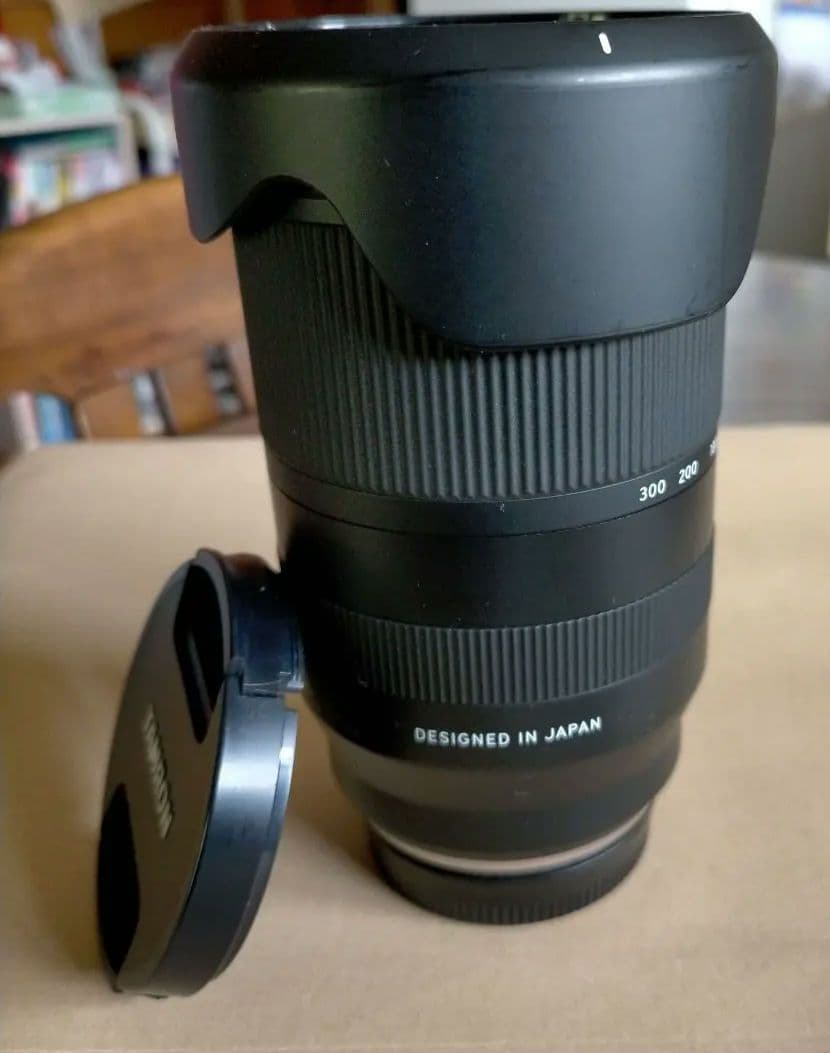 タムロン 18-300mm F3.5-6.3 Di III-A VC VXD