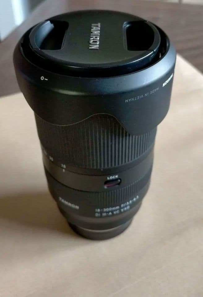 タムロン 18-300mm F3.5-6.3 Di III-A VC VXD