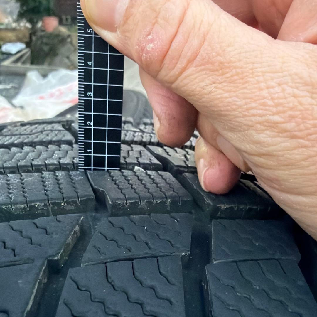 スタッドレス 205/65R16