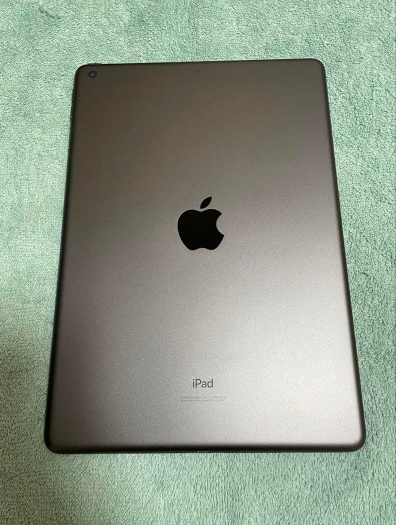 iPad 第8世代 32GB スペースグレイ Wi-Fiモデル