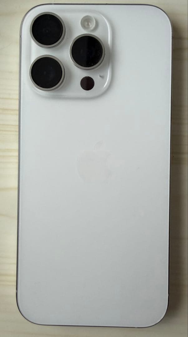 Apple iPhone 16Pro ホワイトチタニウム 本体