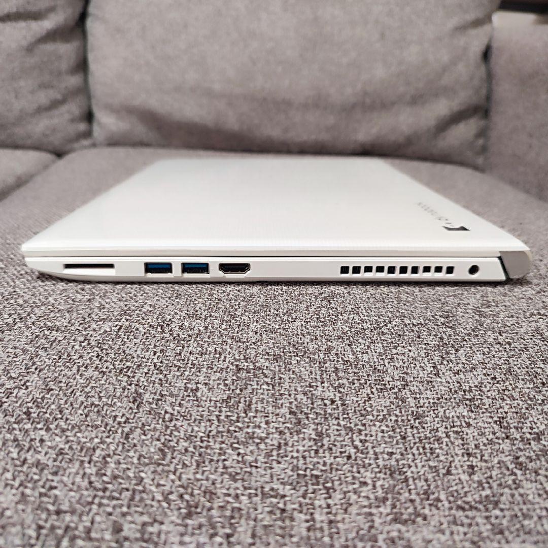 【バッテリーOK美品】dynabook 8GB SSD 256GB