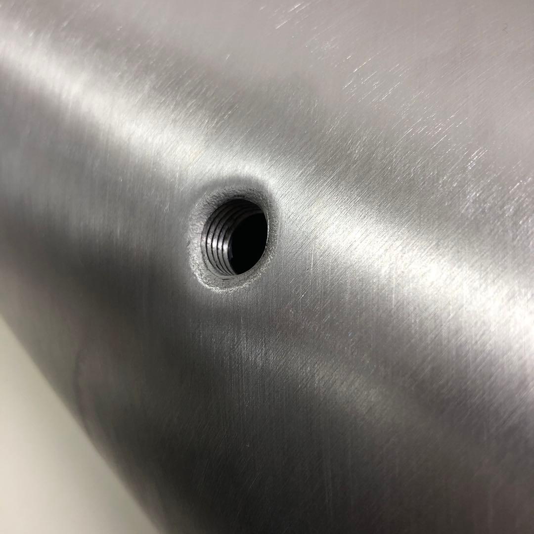 M1211-4 シームレスエアタンク エアサスキット 3ガロン〜4ガロン