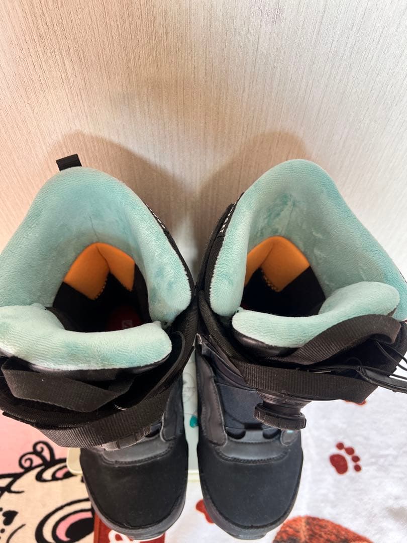 SALOMON スノーボードブーツ ボア　24.5cm ブラック/ミント