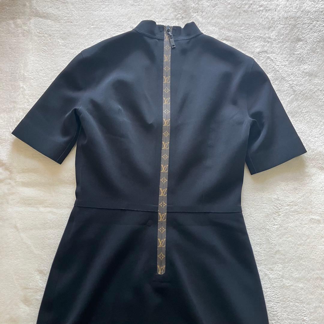 ★美品★ルイヴィトン　ショートスリーブハイネックフィットドレス 34 付属品あり
