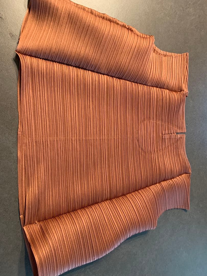 真香　プリーツプリーズ　チュニック