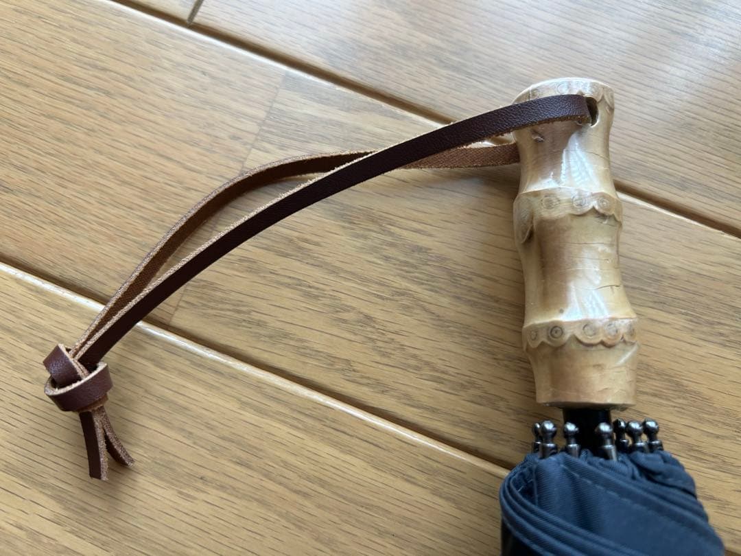 新品　our　グレー　完全遮光100％折りたたみ傘