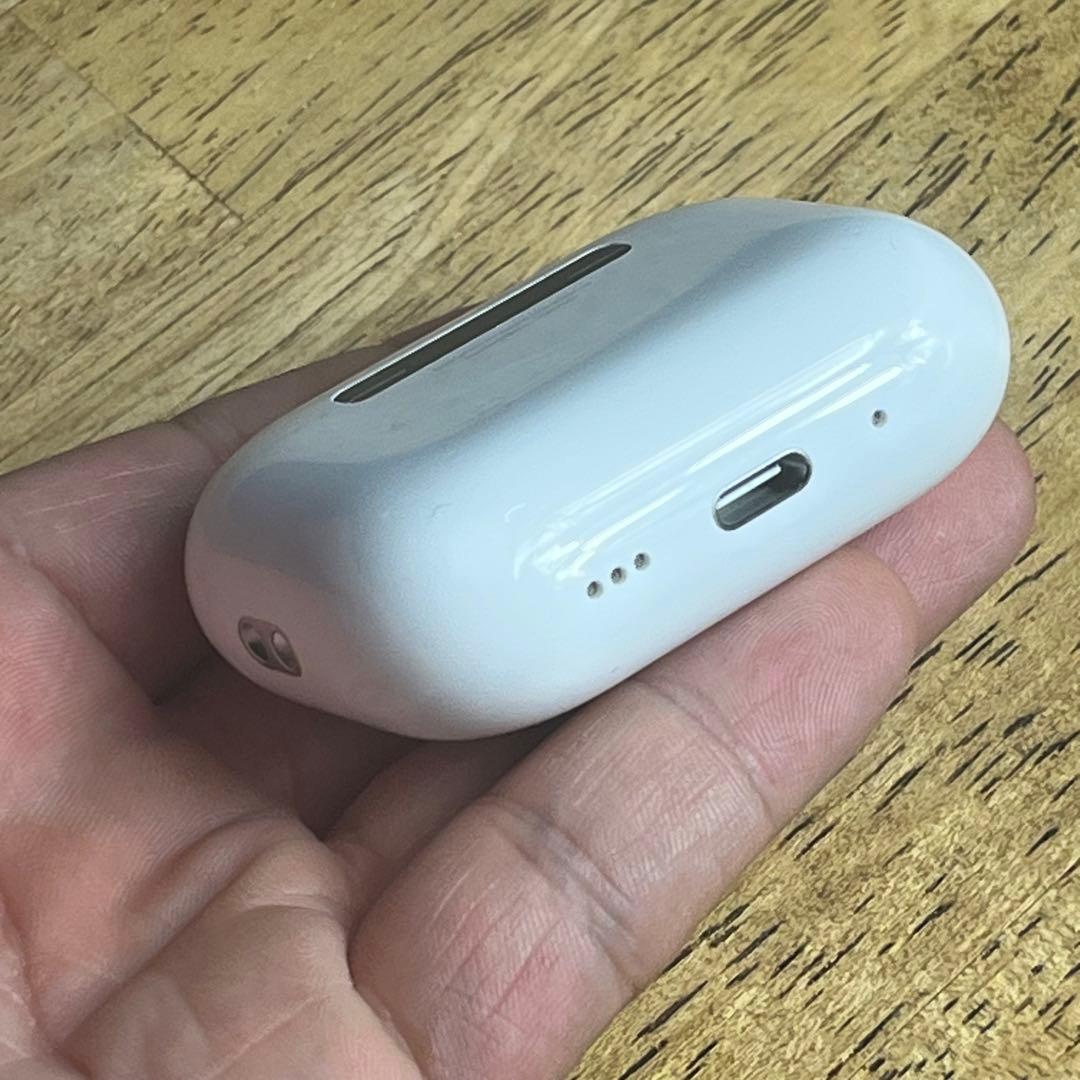 新品 AirPods Pro 第3世代 A3122 エアーポッズ プロ ケース