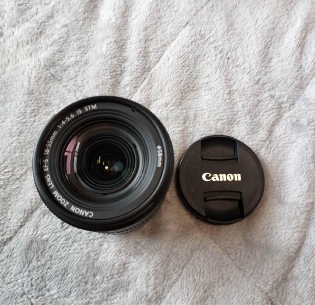 Canon EOS Kiss X10 ダブルズームキット クリーニングキット付き