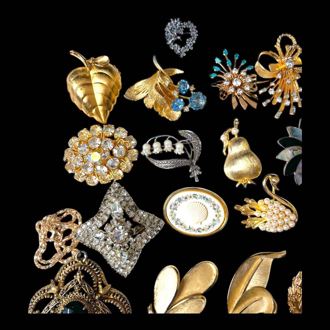 ☆2025年&2026年福袋☆ブラック&ゴールド系☆20点アクセサリーセット