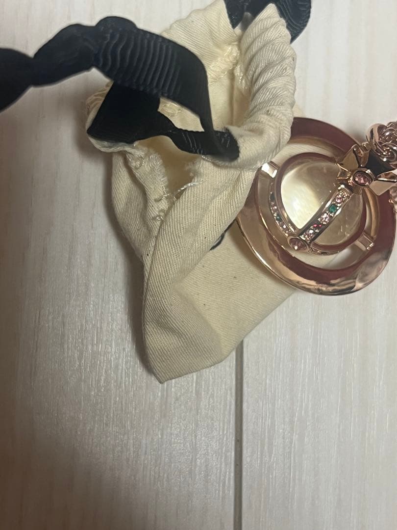 ヴィヴィアン　スモールオブネックレス　ピンクゴールド