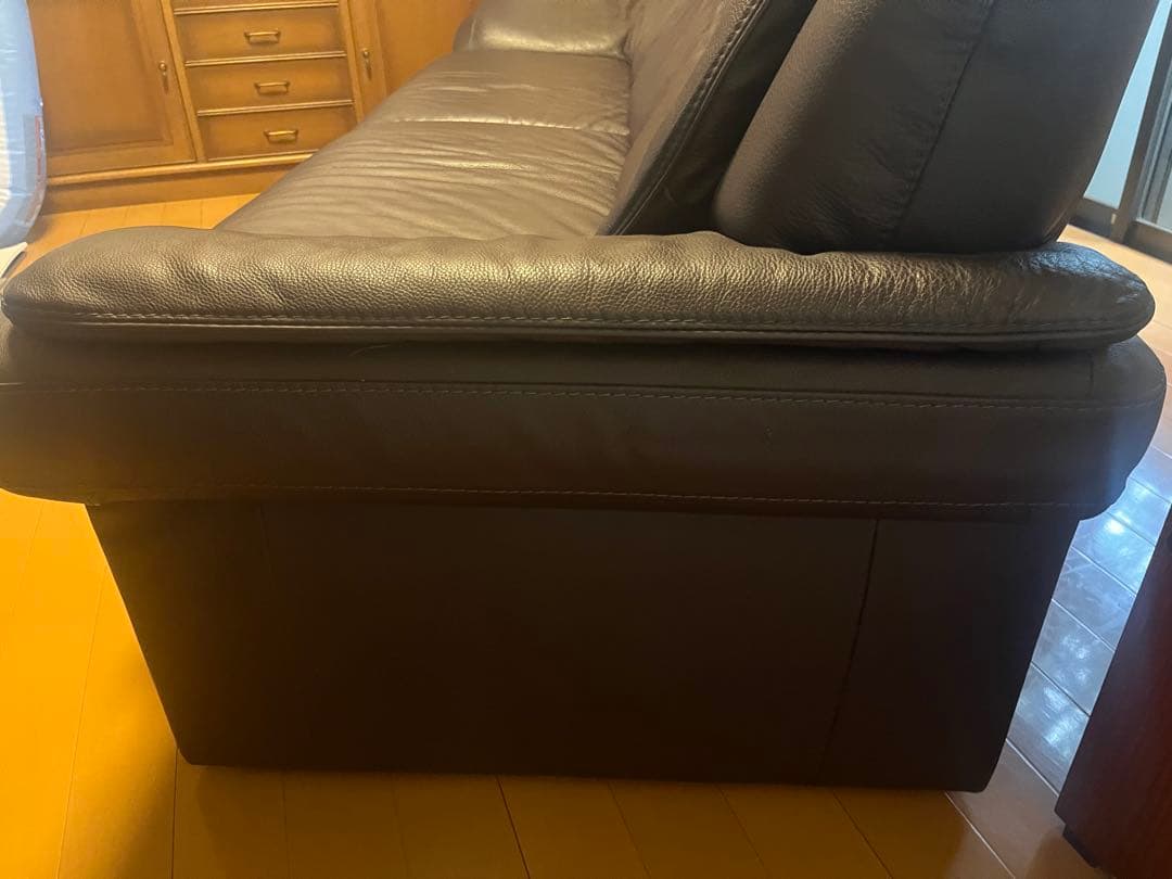 himolla / ヒモラ 3人掛けソファ　総革 ブラウンIDC大塚家具