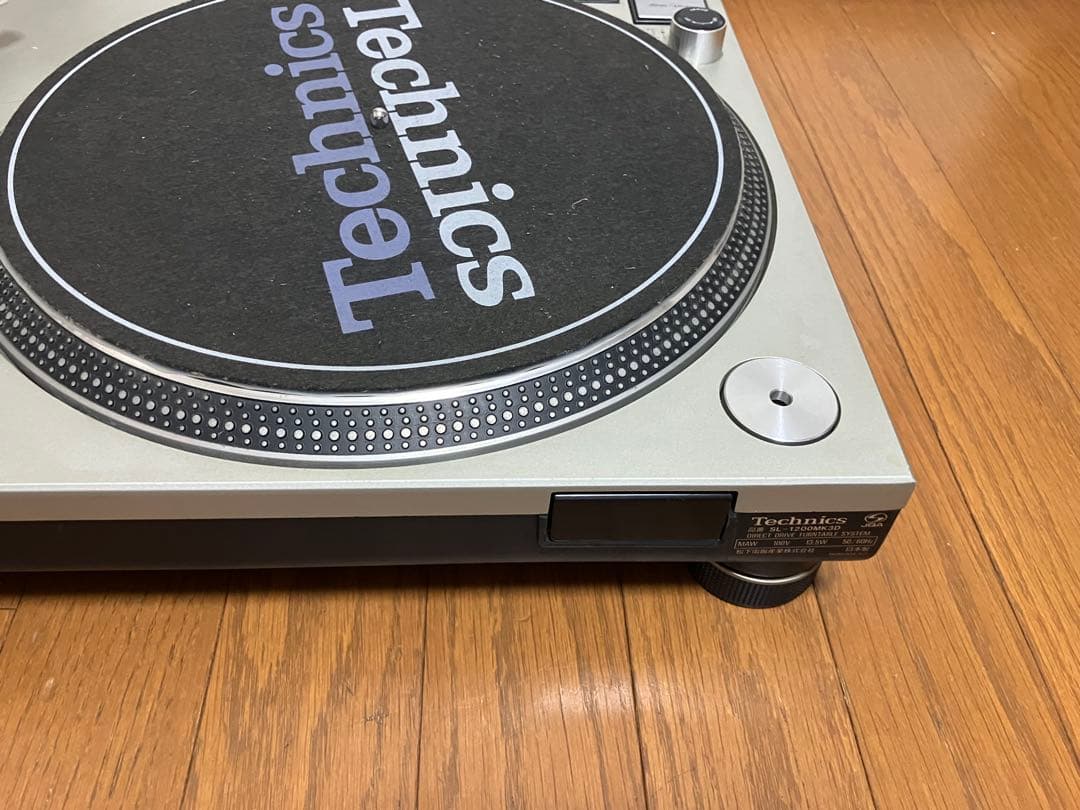 Technics SL-1200MK3Dターンテーブル