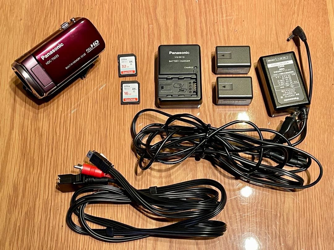 Panasonic パナソニック HDC-TM35 ビデオカメラ 電池2個付き