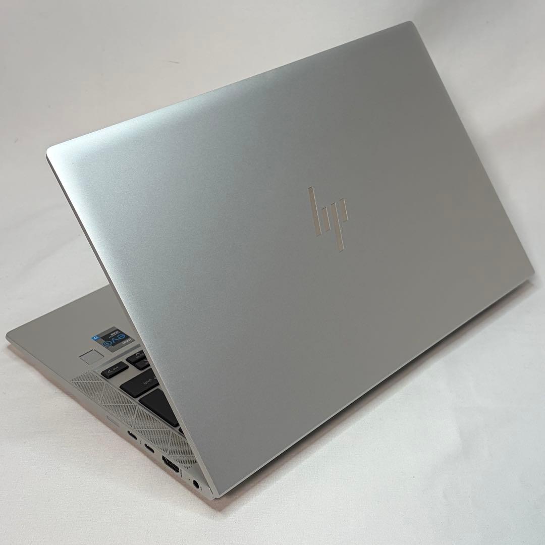 準美品 EliteBook 830 G8 第11世代 i7 32GB 512GB