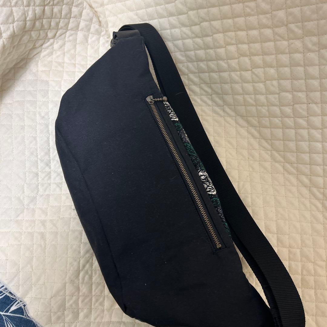 ミナペルホネン　2wayボディバッグ　rosyネイビー　ハンドメイド