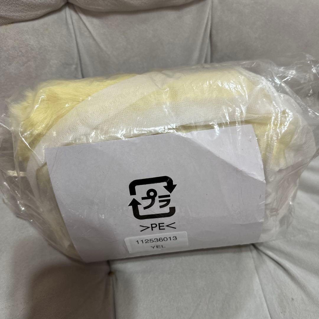 【新品未開封】フェイクファーショルダーミニバッグ　YEL　イエロー