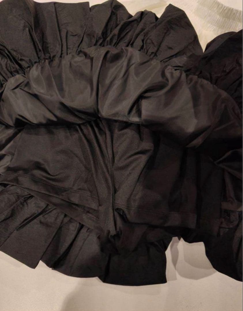 日本未発売 XS Adidasバブルスカート KD8122 ブラック