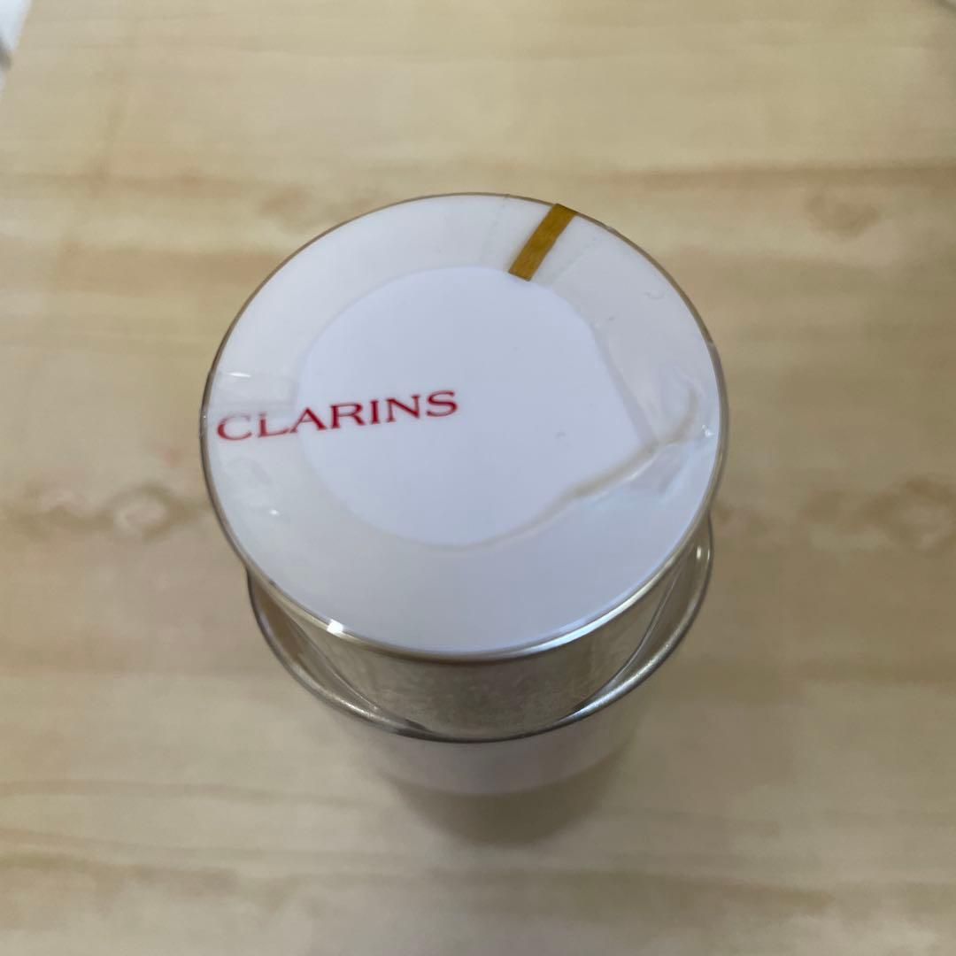 【新品未使用】クラランス CLARINS Nルミエール　化粧水　200ml