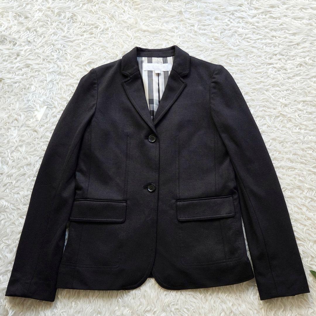 user_fdedc5b2様美品✨バーバリ－　黒ジャケット　ノバチェック160