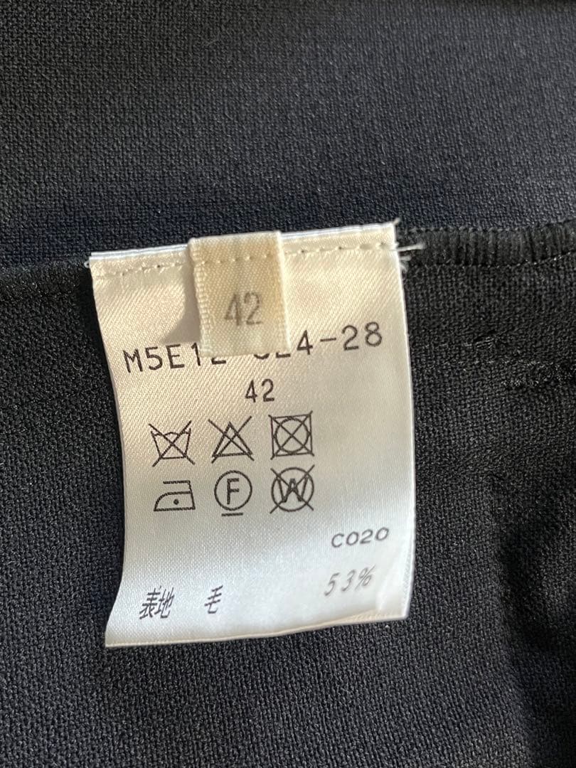 美品　EPOCA ネイビースカートスーツ　濃紺