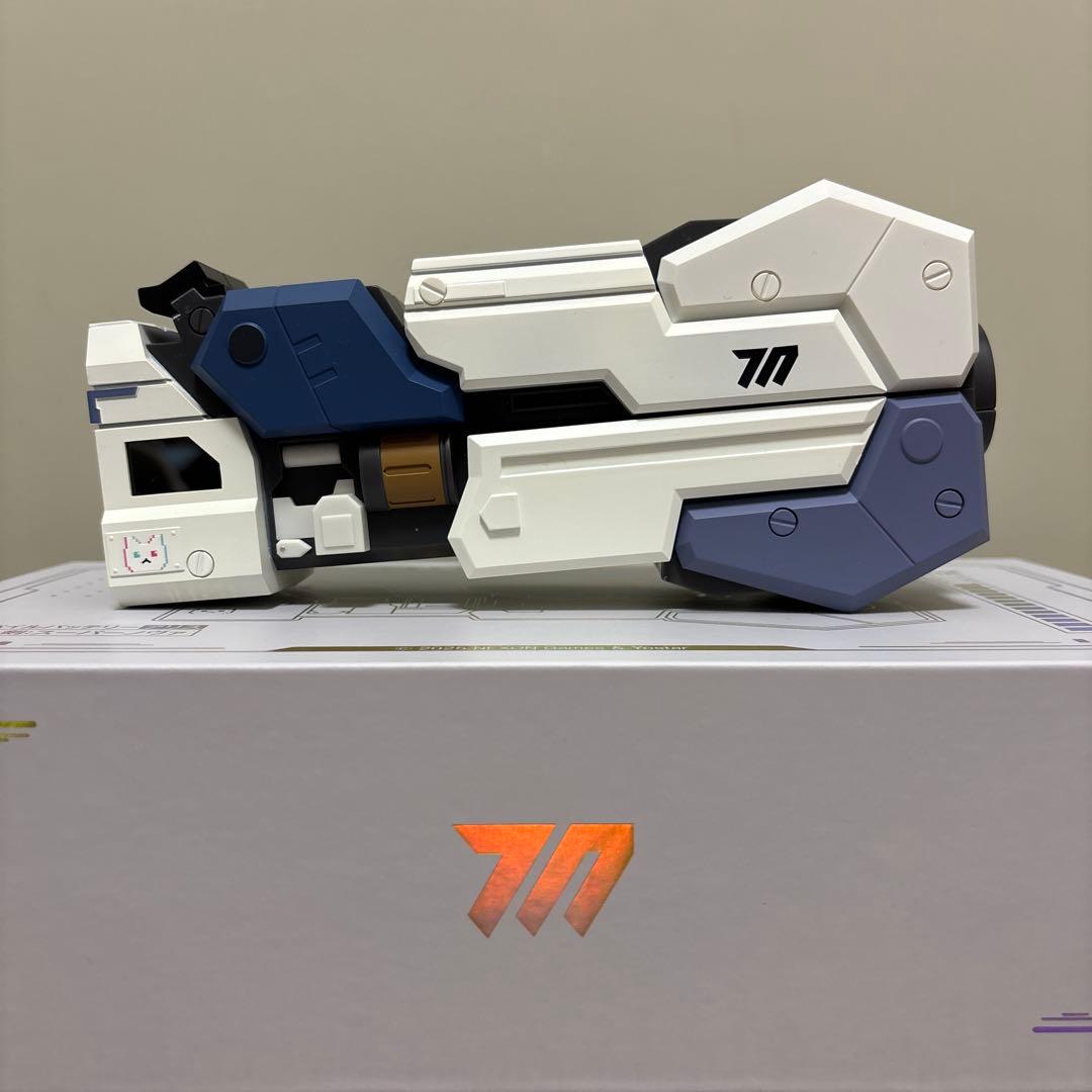 モバイルバッテリー（光の剣：スーパーノヴァ）