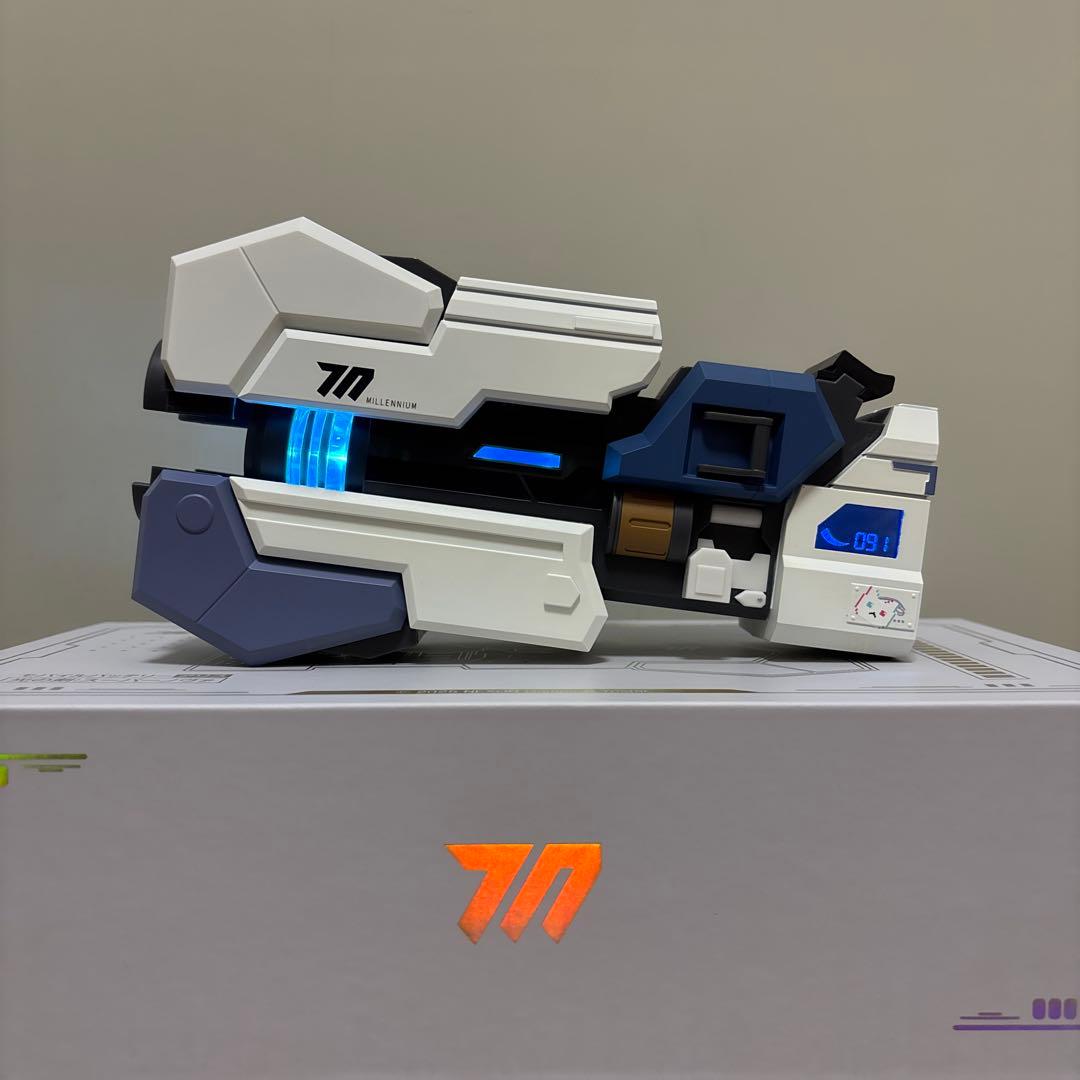 モバイルバッテリー（光の剣：スーパーノヴァ）